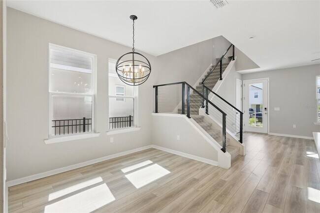 Building Photo - 14287 Braemar St