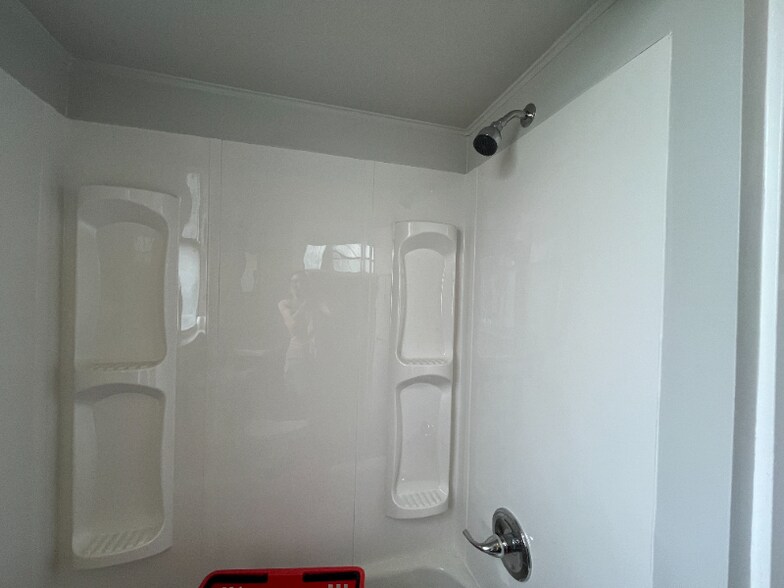 Building Photo - 103 N 7th St