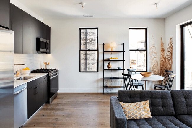 Building Photo - 1847 N Humboldt Blvd