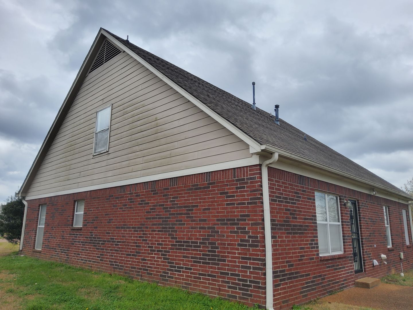 Building Photo - 10052 Lynham Cove