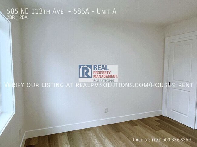 Building Photo - 585 NE 113th Ave