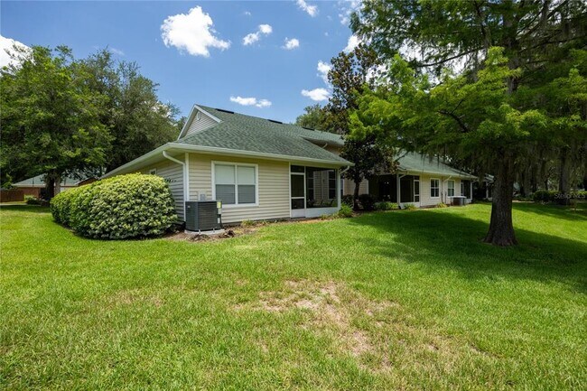 Building Photo - 13200 W Newberry Rd