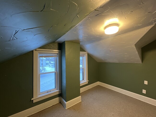 Building Photo - 353 Prospect Ave