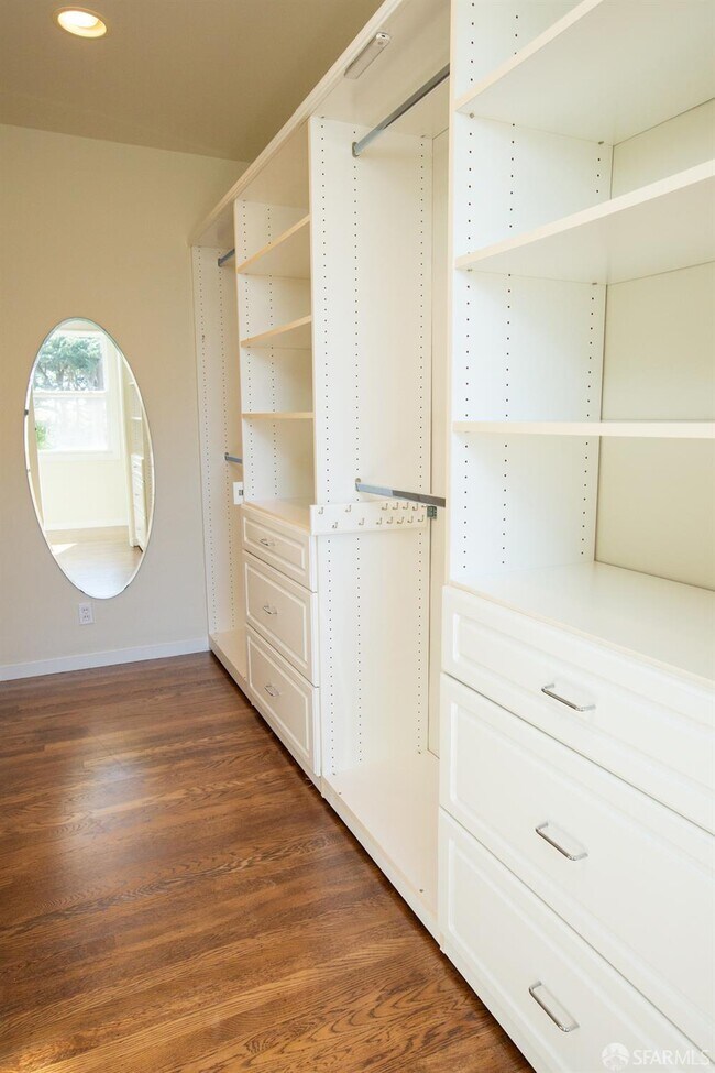 Building Photo - 1030 Ulloa St