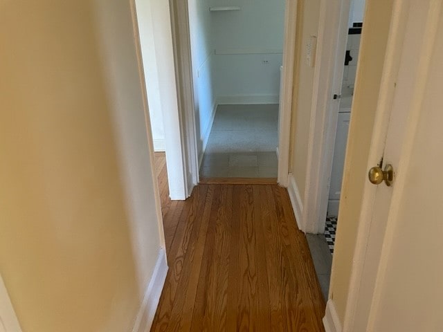 Building Photo - 425 Larchmont Acres