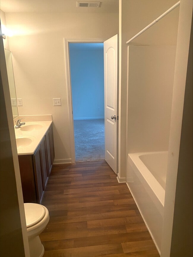 Building Photo - 603 Deborah Ct