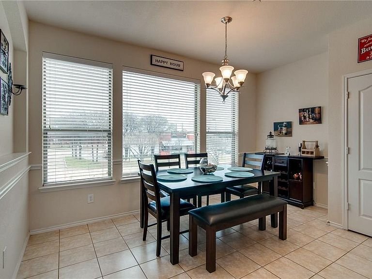 Building Photo - 2116 Mcparland Ct