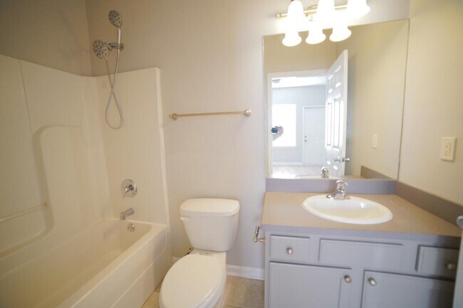 Building Photo - 3280 Sugar Berry Way