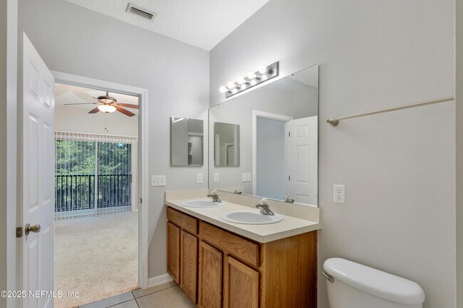 Building Photo - 12301 Kernan Forest Blvd