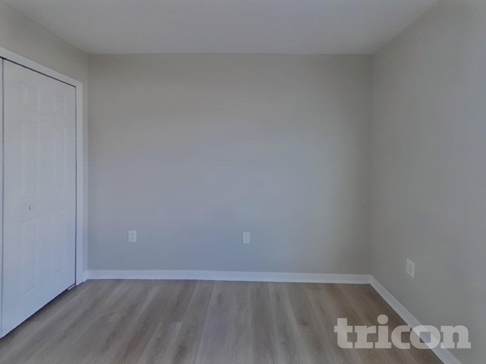 Building Photo - 250 Canterbury Ct