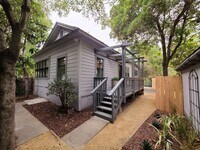 Building Photo - 1324 Johnson Ave