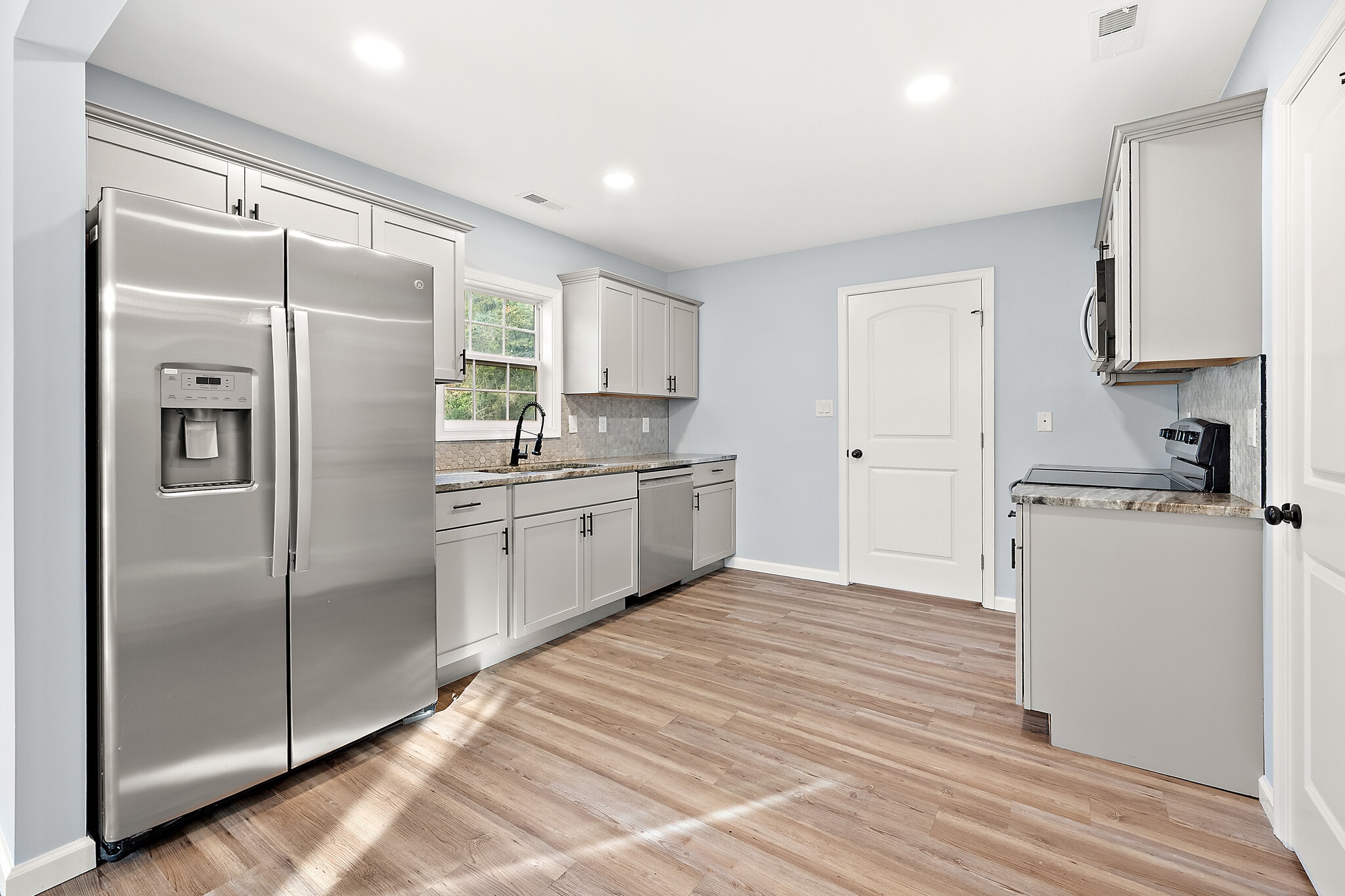 Building Photo - 1201 Tuscola Ave