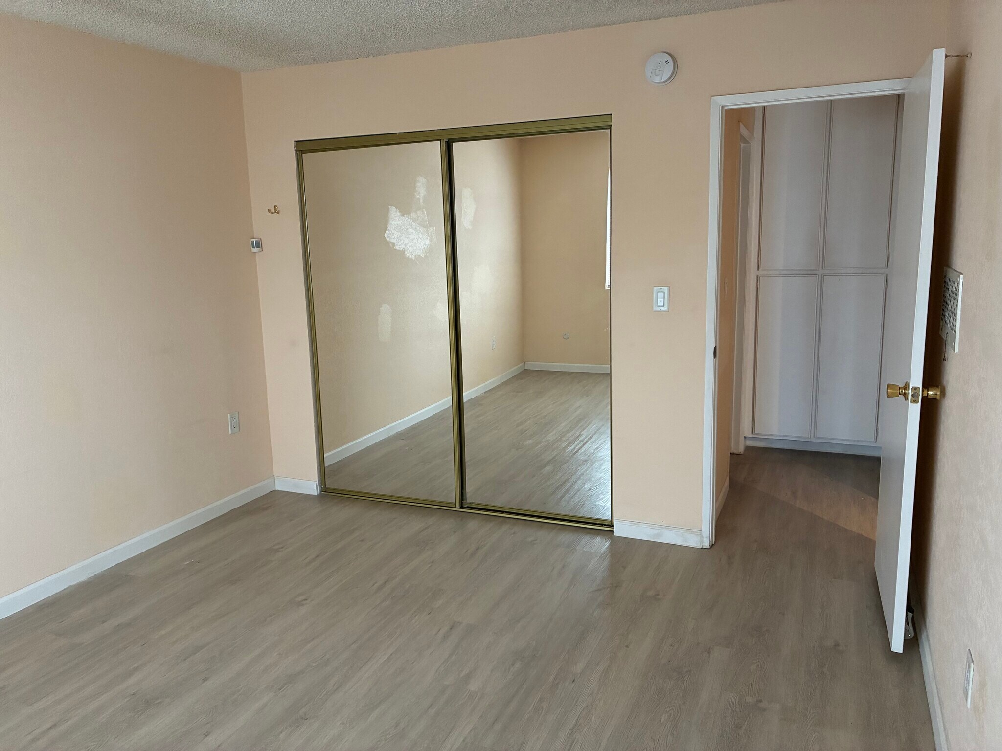 Building Photo - 18530 Hatteras St