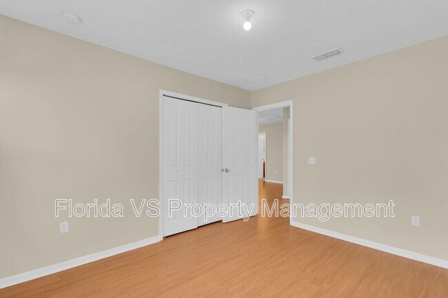 Building Photo - 166 Big Sioux Dr