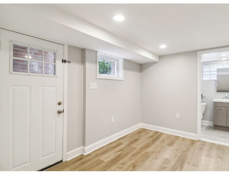 Building Photo - 4129 Atmore Pl