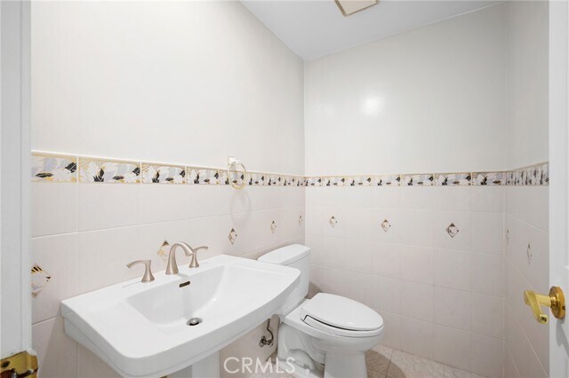 Building Photo - 1323 Branta Dr