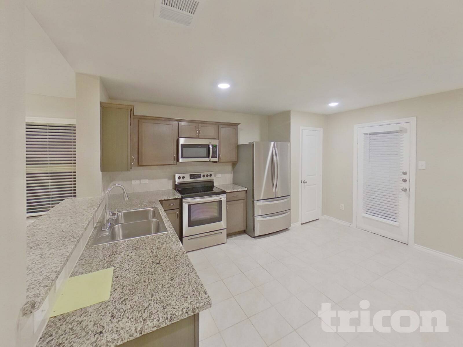 Building Photo - 1809 Princeton Ave