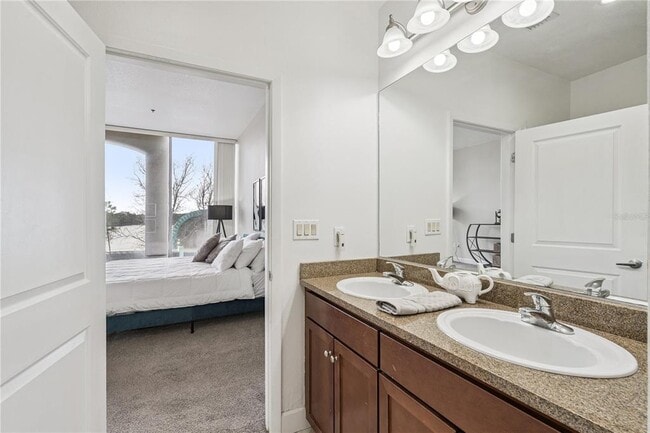 Building Photo - 151 E Washington St