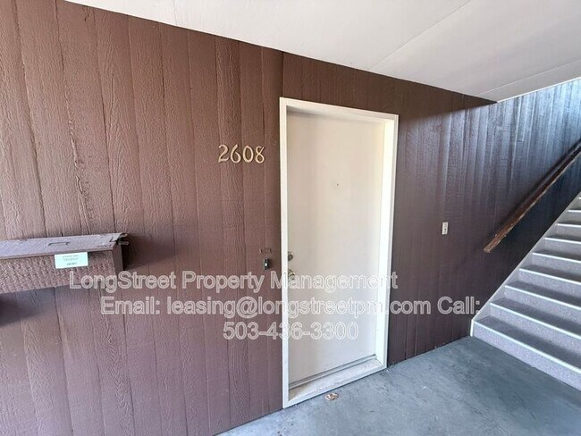 Building Photo - 2608 NW Tyler Ave
