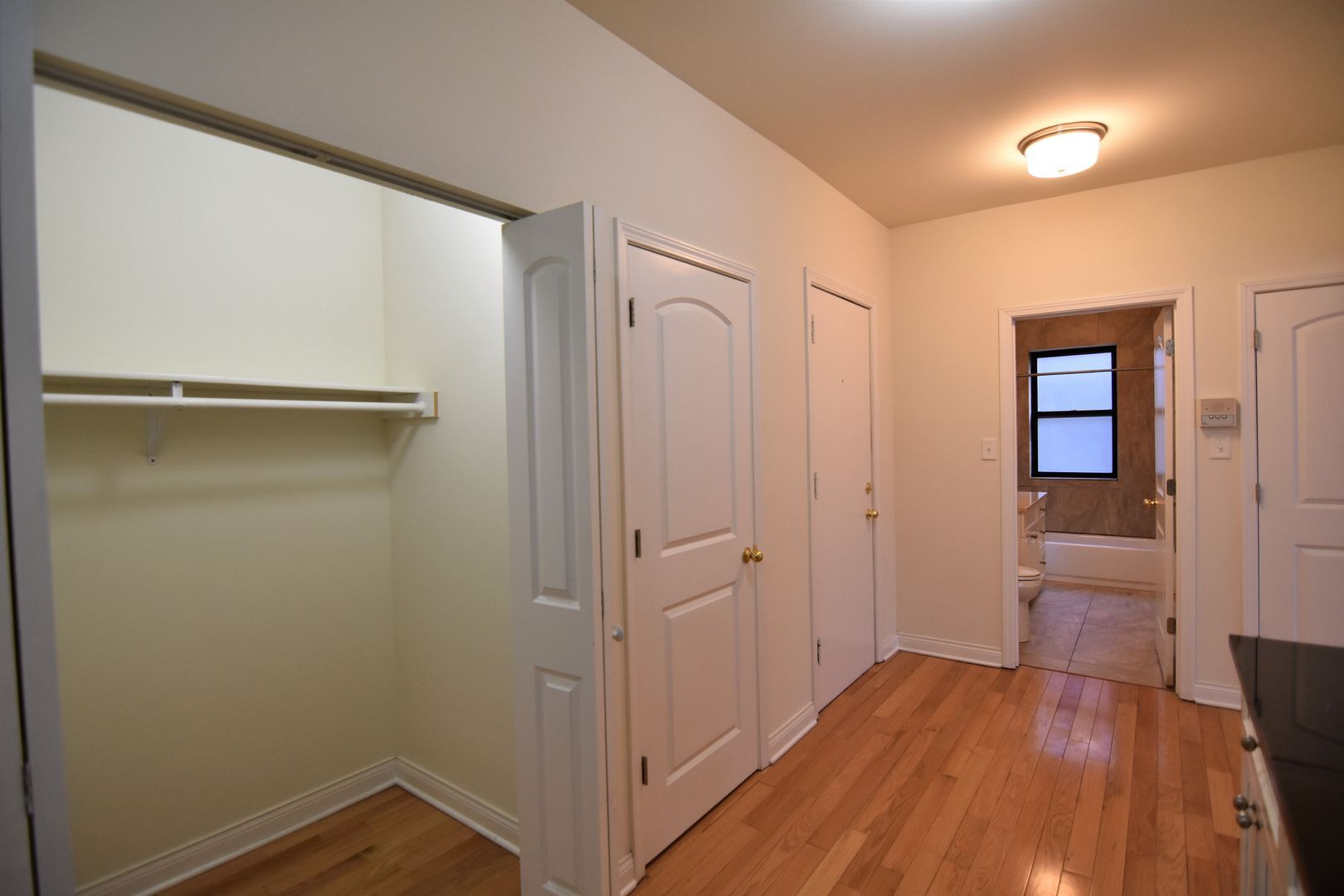 Building Photo - 720 W Grace St