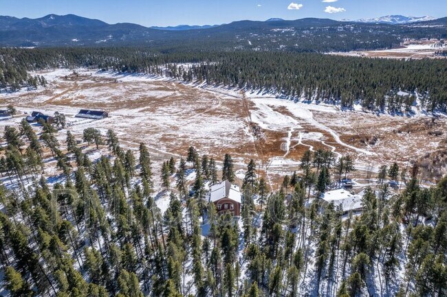 Building Photo - 145 Rudolph Ranch Road