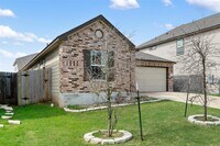 Building Photo - 704 Bailey Park Dr