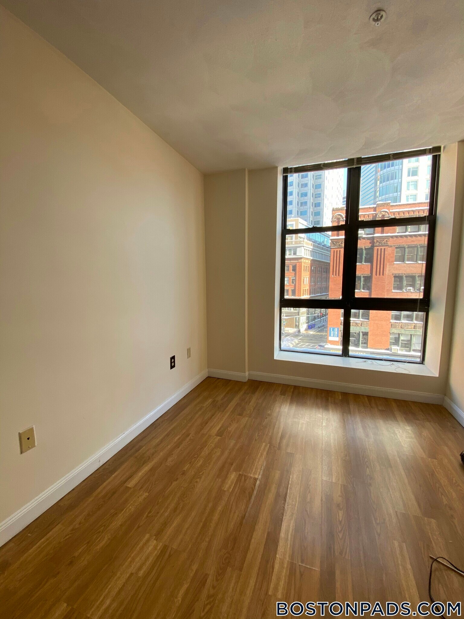 Building Photo - 81 Essex St