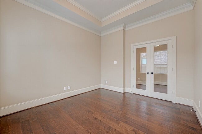 Building Photo - 10323 Hatcher Dr