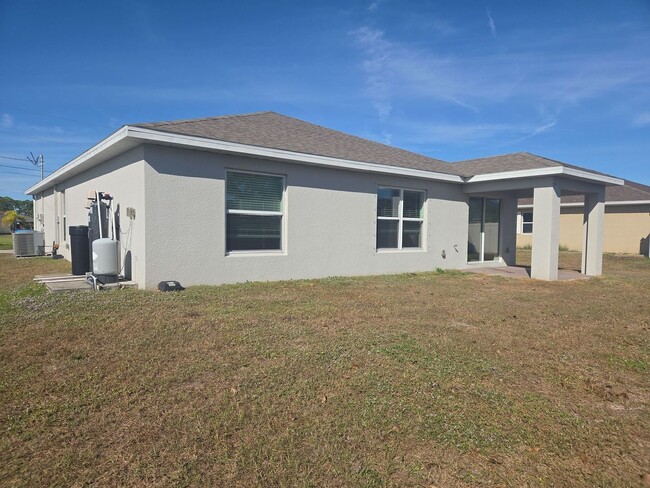 Building Photo - House for rent