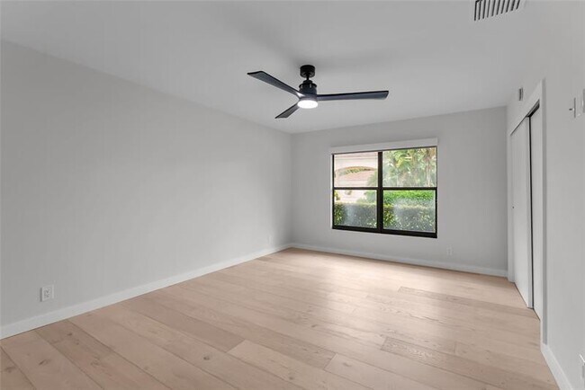 Building Photo - 8611 Gullane Ct