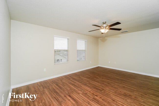 Building Photo - 10430 Rosalina Lp