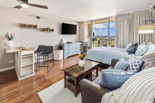 Building Photo - 2345 Ala Wai Blvd