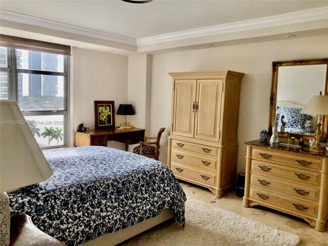 Building Photo - 3530 Mystic Pointe Dr