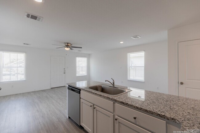 Building Photo - 8326 Piedra Medina