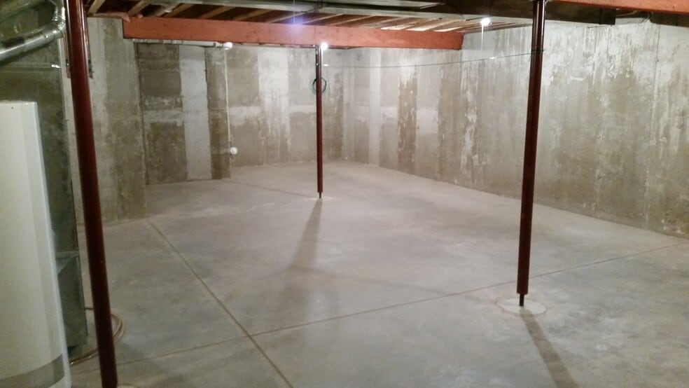 Building Photo - 2115 La Mar Ave