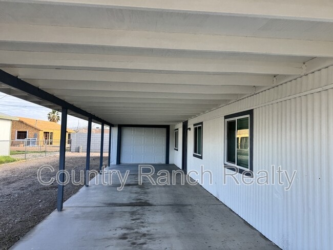 Building Photo - 5672 Pearl St