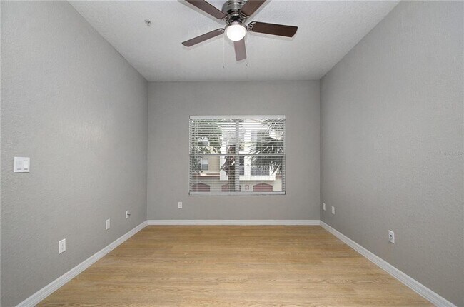 Building Photo - 826 Camargo Way