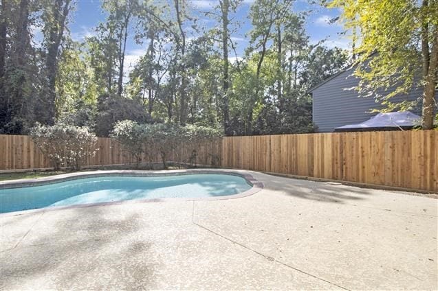 Building Photo - 3314 Creek Shadows Dr