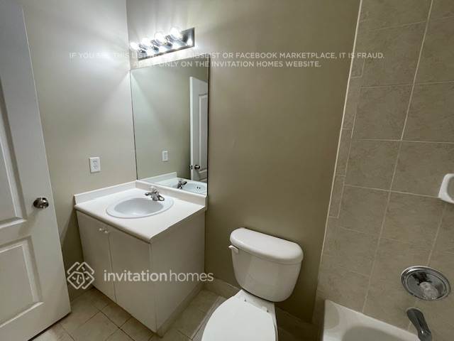 Building Photo - 877 SW 149th Ct