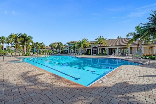 Building Photo - 4764 Eucalyptus Dr