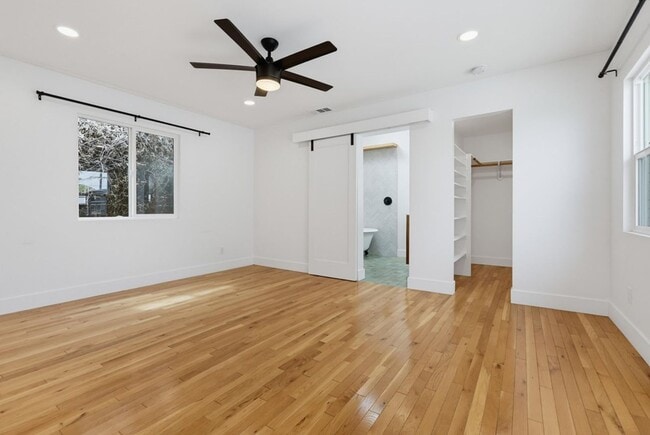 Building Photo - 4525 Saratoga Ave
