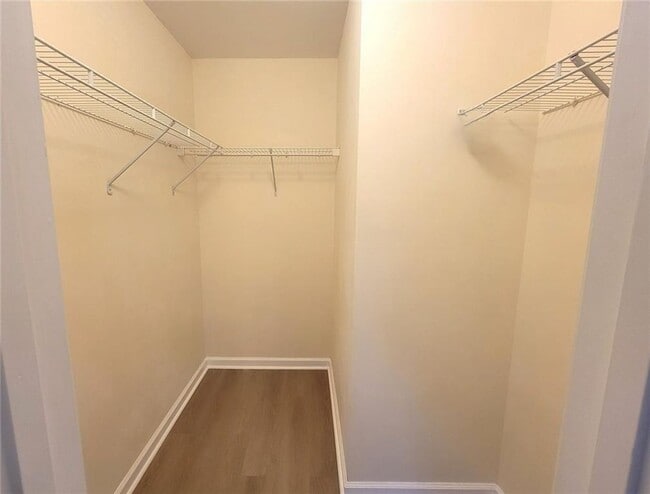 Building Photo - 1516 Parc Main St