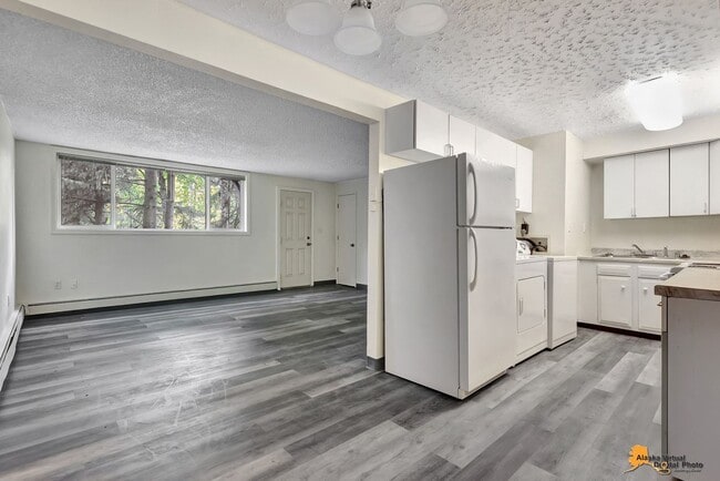 Primary Photo - 3004 Doris St