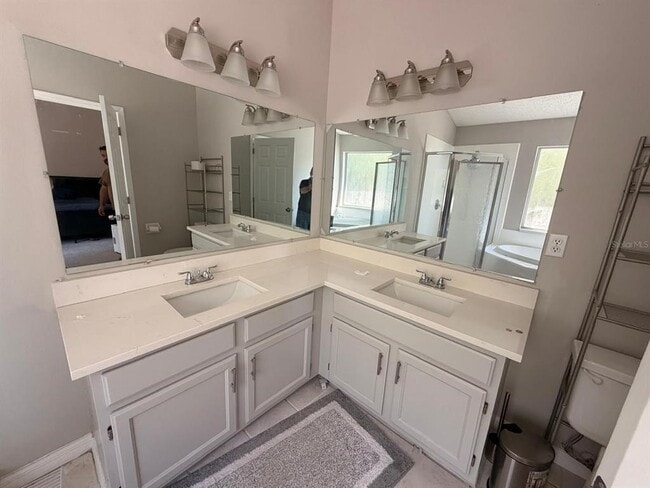 Building Photo - 4703 Alexis Dr