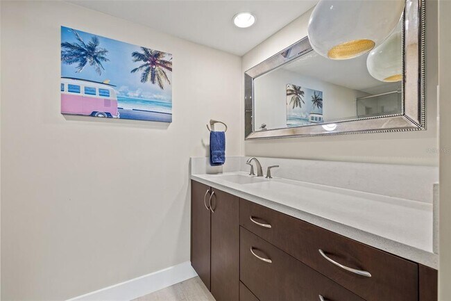 Building Photo - 500 Treasure Island Causeway