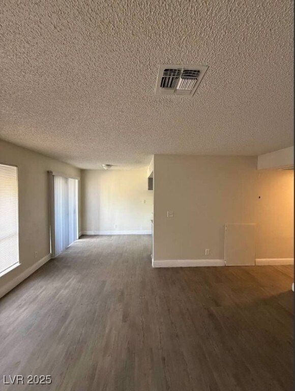 Building Photo - 4941 Newport Cove Dr