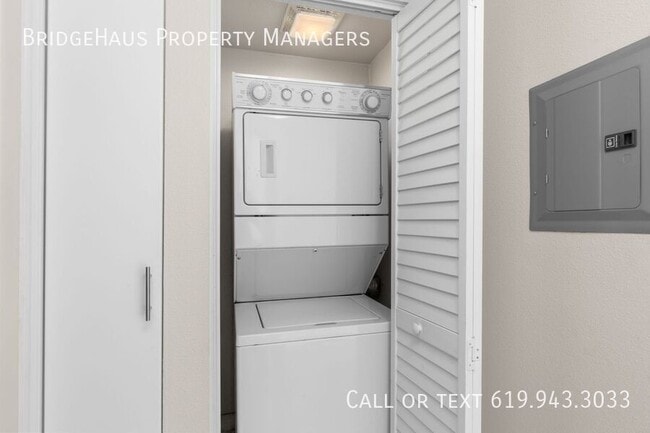 Building Photo - 1225 Island Ave