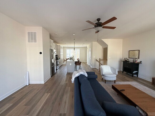 Building Photo - 3153 Horizon Rd