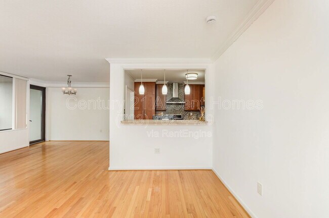 Building Photo - 3701 S George Mason Dr