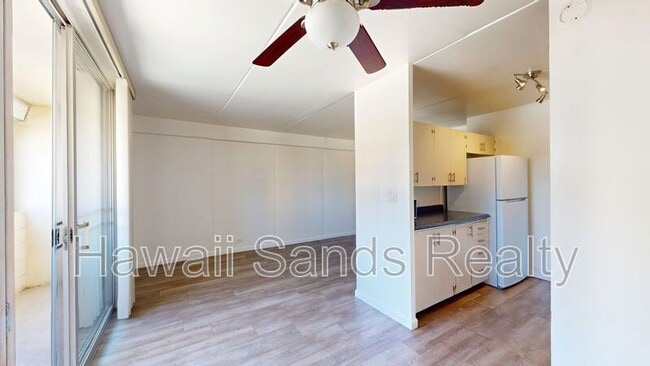 Building Photo - 910 Ahana St